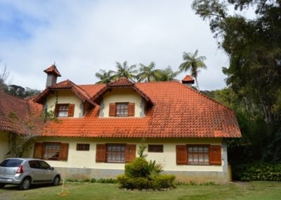 002  –  Casa em Pimenteiras  –  Teresópolis  –  R.J:.